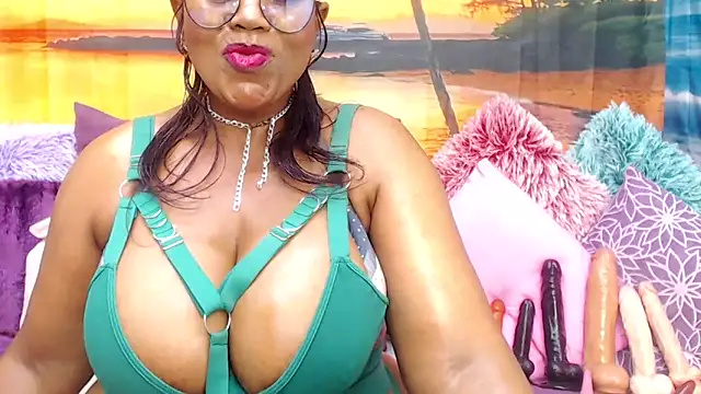 MATURExxxASS online show from May 25, 2026, 9:04 am