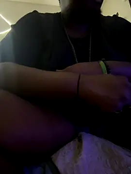 BigBossaNova69 online show from November 4, 2025, 9:08 am