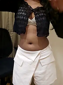 Tanisha789 online show from October 8, 2025, 6:38 pm