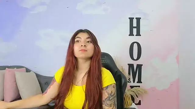 carolayrosse online show from December 16, 2025, 2:49 am