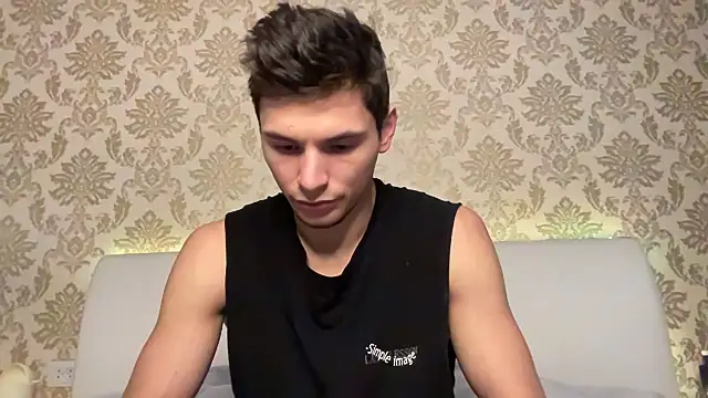 denlover1 online show from December 23, 2024, 1:35 pm