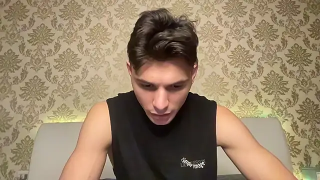 denlover1 online show from February 21, 2025, 3:32 pm