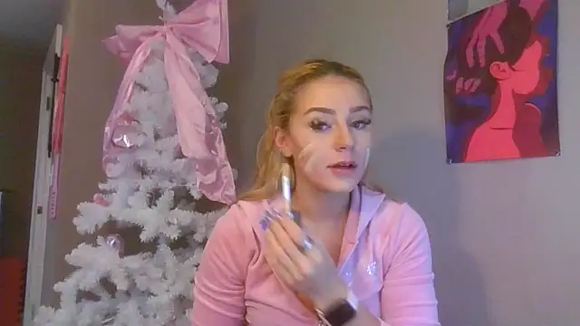 Snapshot of lexybabyxo chatting on November 12, 2025, 2:39 pm lexybabyxo online show from November 12, 2025, 2:39 pm