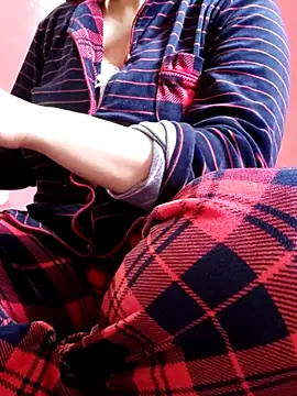 3ahhd online show from March 17, 2025, 3:07 pm