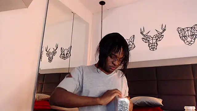 candy lovee69 online show from March 20, 2025, 11:56 pm