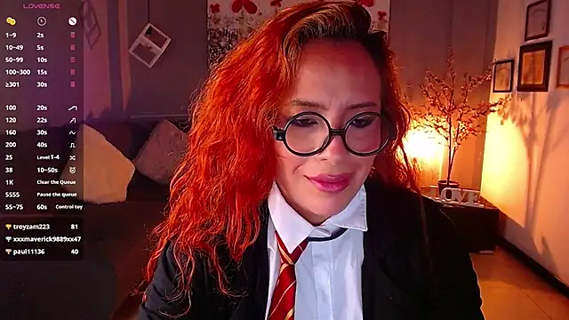 sahra taylor  online show from March 15, 2025, 6:54 pm