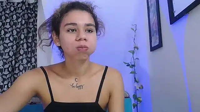 diamonmeli online show from February 7, 2025, 4:24 pm