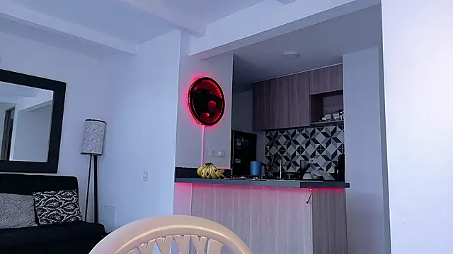 tony muscle online show from September 14, 2025, 9:47 pm