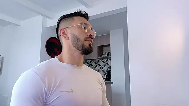 tony muscle online show from October 31, 2025, 5:03 pm