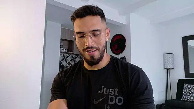 tony muscle online show from January 8, 2026, 9:17 pm