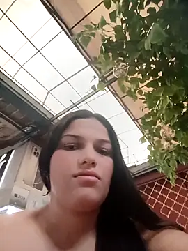 girl milk1 online show from November 13, 2025, 9:58 pm