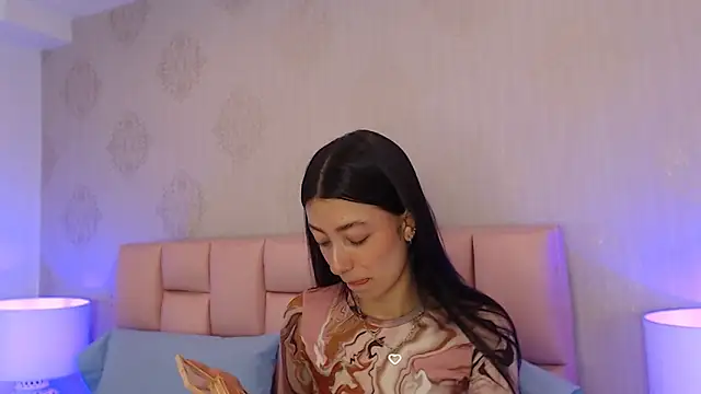 Zoe Vixen online show from January 15, 2025, 12:15 pm