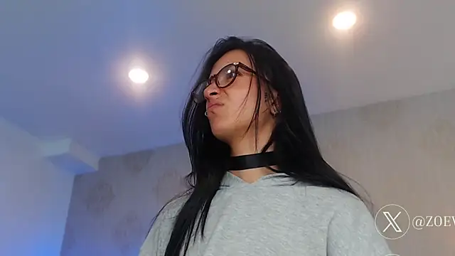 Zoe Vixen online show from February 7, 2025, 6:13 pm