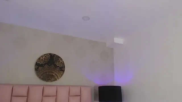 Zoe Vixen online show from March 14, 2025, 12:07 pm