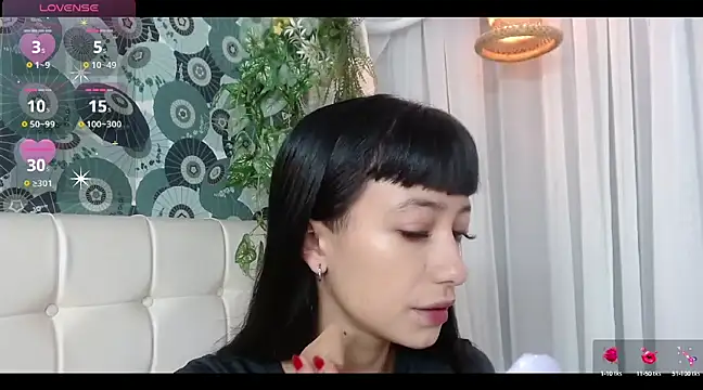 Zoe Vixen online show from March 17, 2025, 1:08 pm