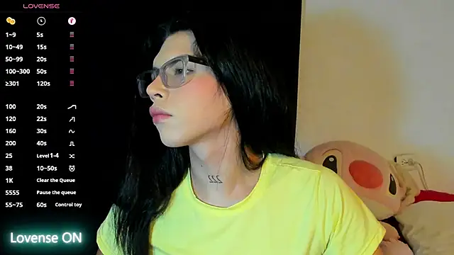 Samantha Rusell online show from June 4, 2026, 7:09 pm