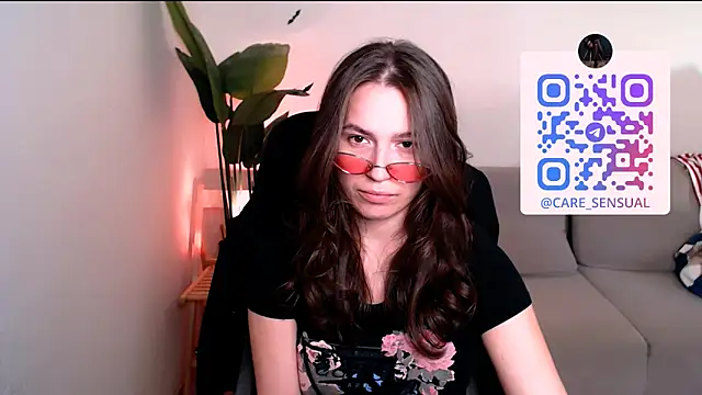 M Sensual online show from September 22, 2025, 12:51 pm