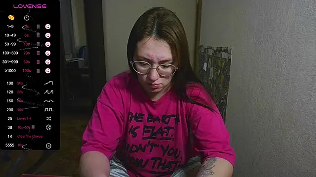 Snapshot of Chloe_strip chatting on October 15, 2025, 6:41 pm Chloe strip online show from October 15, 2025, 6:41 pm