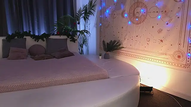 cherry lea online show from December 19, 2024, 4:46 pm