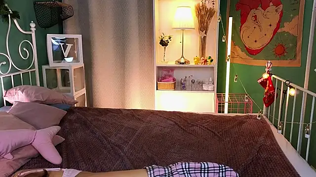 cherry lea online show from December 21, 2024, 4:25 pm