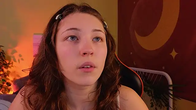 cherry lea online show from February 13, 2025, 5:11 pm