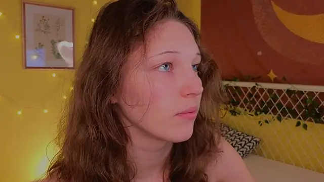 cherry lea online show from November 23, 2025, 5:24 pm