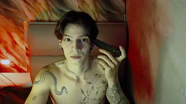 Apolo Hidalgo01 online show from September 30, 2025, 6:46 pm