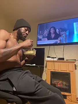 prettyrichie online show from November 14, 2025, 3:16 am