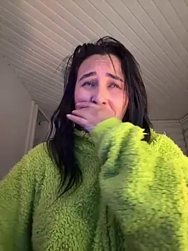 Anily Lovely online show from March 2, 2026, 11:44 pm