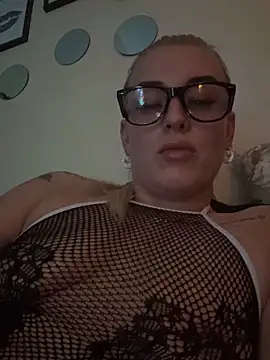 Barbie 26 online show from January 4, 2025, 9:09 pm