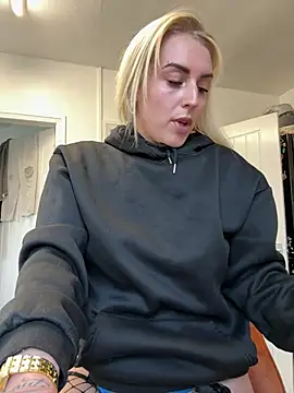 Barbie 26 online show from March 11, 2025, 9:56 am