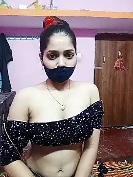 Cute-Simmi online show from December 24, 2024, 8:38 pm