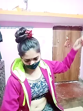 Cute-Simmi online show from December 25, 2024, 2:02 pm