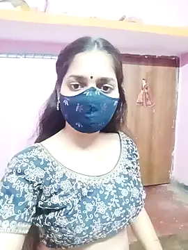 Cute-Simmi online show from January 15, 2025, 10:49 am