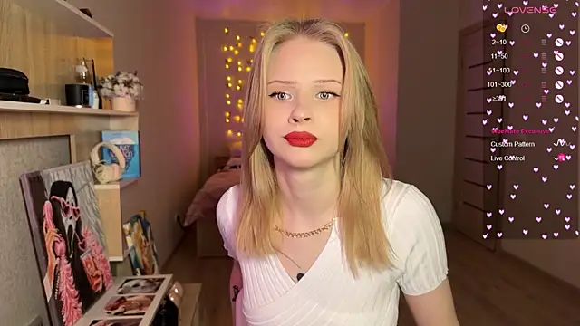 lisa barbie online show from December 16, 2025, 3:17 pm