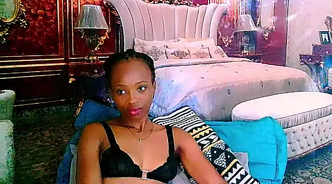 EbonyCreamy69 online show from December 16, 2024, 9:20 pm