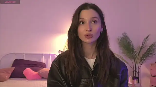 Snapshot of tender_babyy chatting on September 16, 2025, 4:52 pm tender babyy online show from September 16, 2025, 4:52 pm