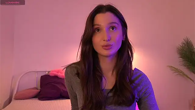 Snapshot of tender_babyy chatting on September 27, 2025, 1:05 pm tender babyy online show from September 27, 2025, 1:05 pm