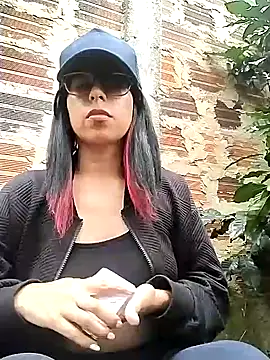 MirandaSingle online show from February 23, 2026, 7:11 pm