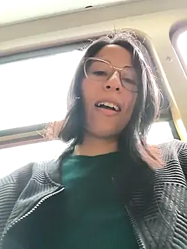 MirandaSingle online show from May 19, 2026, 2:34 pm