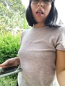 MirandaSingle online show from June 4, 2026, 1:50 pm