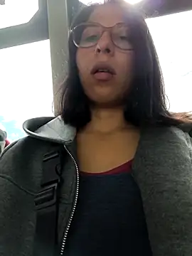 MirandaSingle online show from June 9, 2026, 2:17 pm