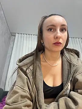 viviandaimond1 online show from February 11, 2026, 7:30 pm