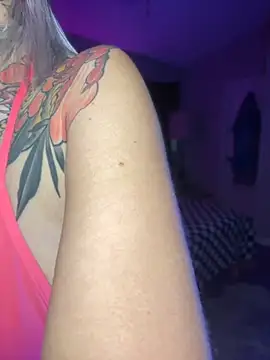 GoldieBakeman online show from November 6, 2025, 5:14 pm