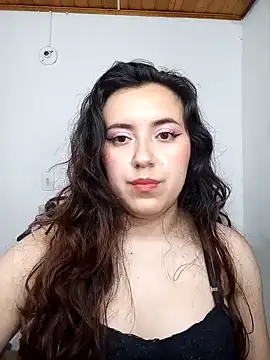 Emi chik online show from December 7, 2024, 12:30 am