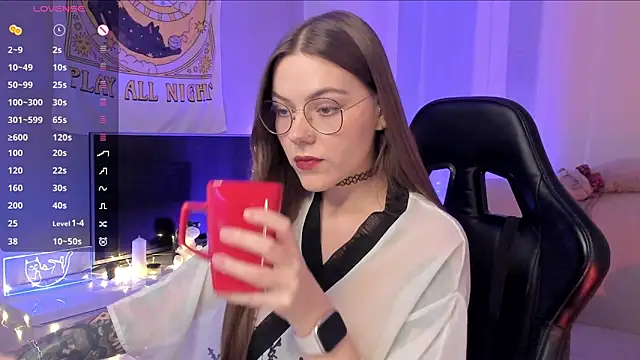 Marta May  online show from February 13, 2025, 5:22 pm