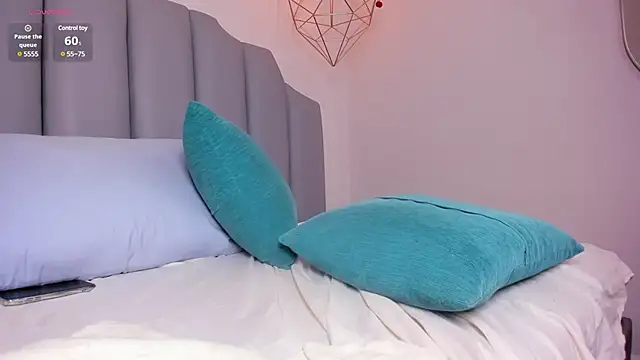 tammylee  online show from March 9, 2025, 11:47 am