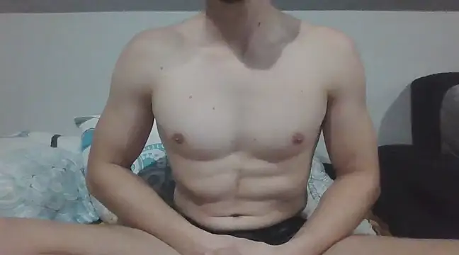 Snapshot of LoveEveryWet chatting on February 19, 2025, 11:14 pm LoveEveryWet online show from February 19, 2025, 11:14 pm