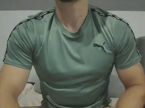 Snapshot of LoveEveryWet chatting on September 26, 2025, 11:42 pm LoveEveryWet online show from September 26, 2025, 11:42 pm