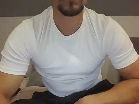 Snapshot of LoveEveryWet chatting on October 3, 2025, 9:12 pm LoveEveryWet online show from October 3, 2025, 9:12 pm